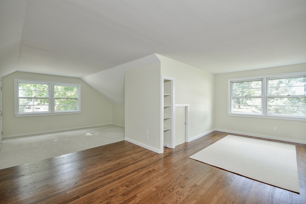 23 Strawberry Hill Road Natick, MA 01760 - Photo 8 of 17 Gallery Image 8