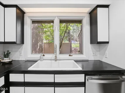 $335,000 | 13 Vauxhall Place, Chapel Hill, NC 27517