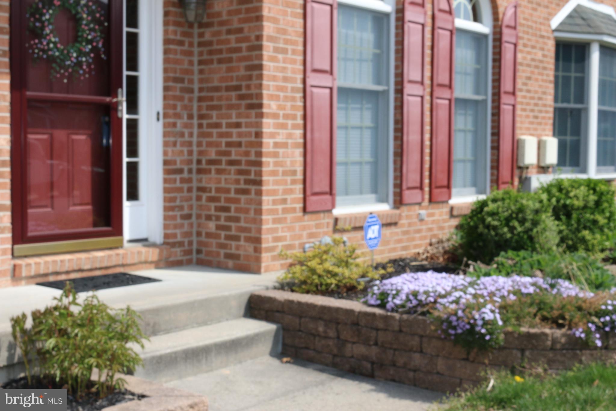 112 Mandalay Drive Bear, DE 19701 - Photo 2 of 22 Built By R.C. Peoples w/ Great Curb Appeal