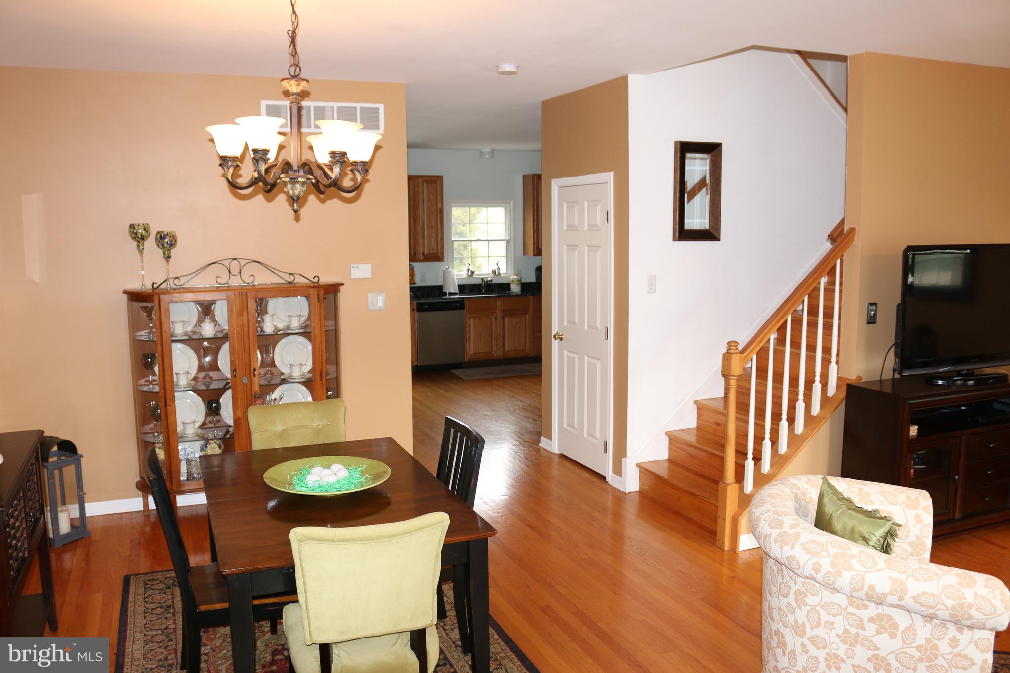 112 Mandalay Drive Bear, DE 19701 - Photo 3 of 22 WOW! 9 Ft Ceilings