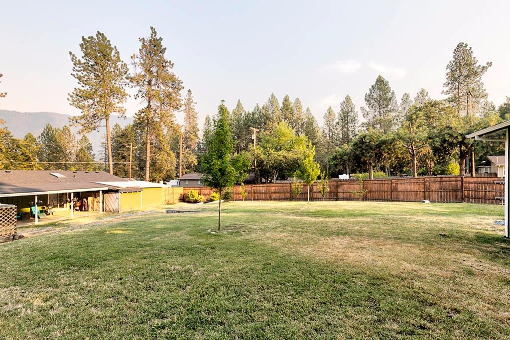 620 Crestview Loop Grants Pass, OR 97527 - Photo 13 of 16 Additional Photo