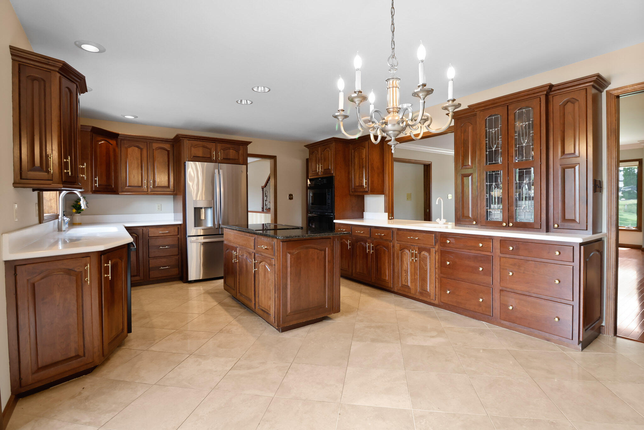 467 Scarborough Road Valparaiso, IN 46385 - Photo 22 of 60 2048x1368
