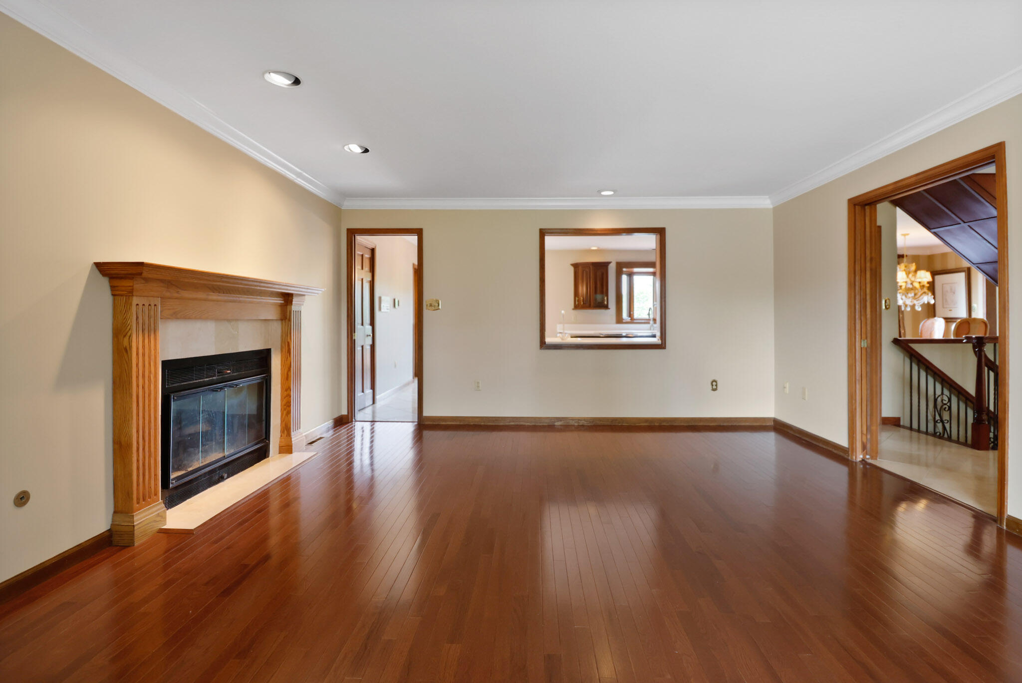 467 Scarborough Road Valparaiso, IN 46385 - Photo 25 of 60 2048x1368