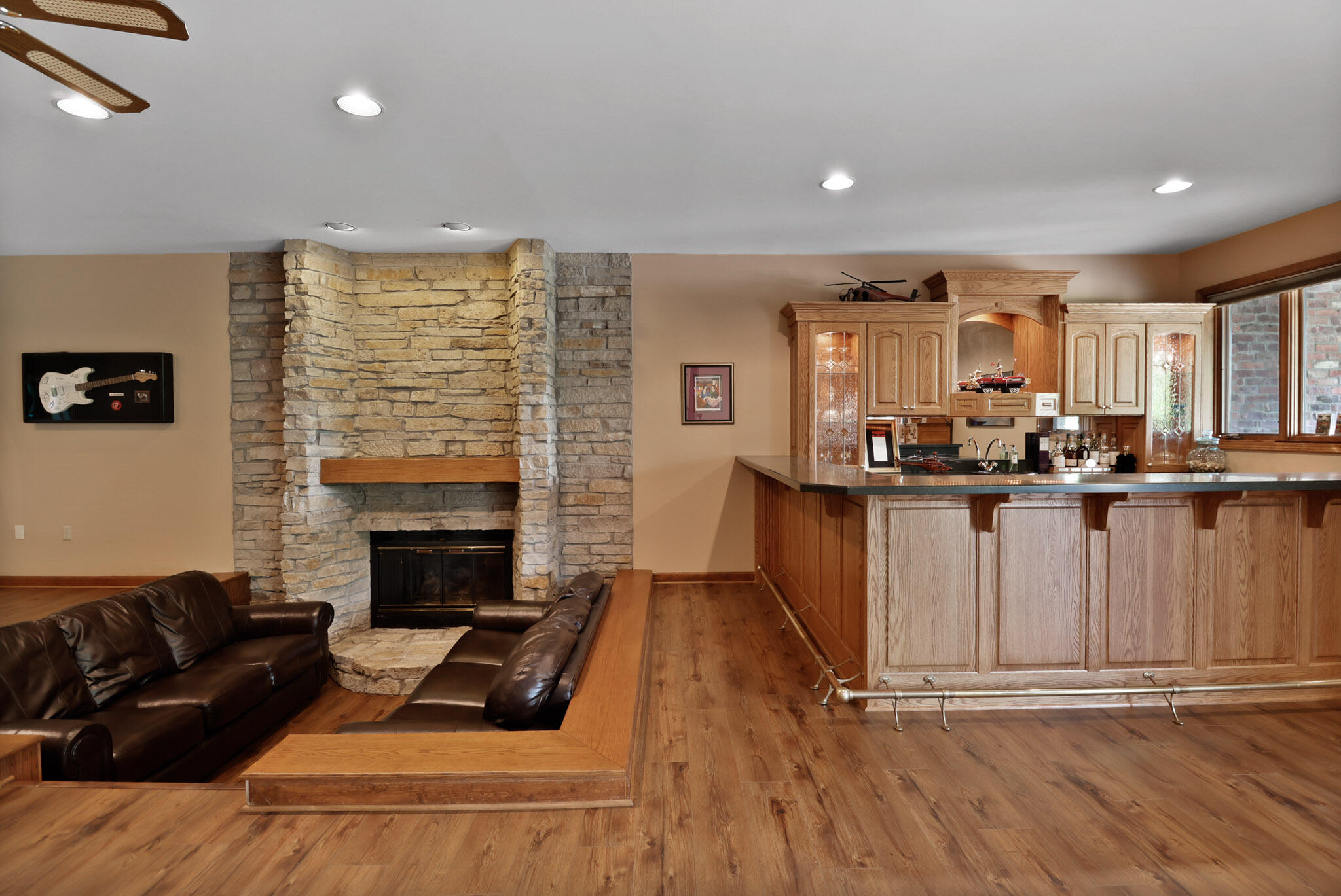 467 Scarborough Road Valparaiso, IN 46385 - Photo 41 of 60 2048x1369
