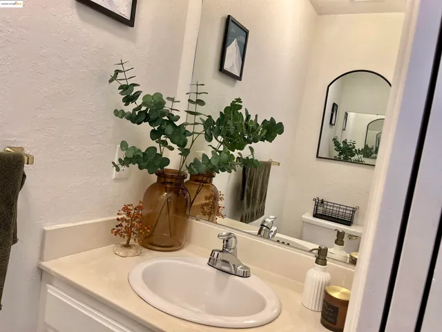 $3,750 | 600 Chandon Court, Walnut Creek, CA 94597