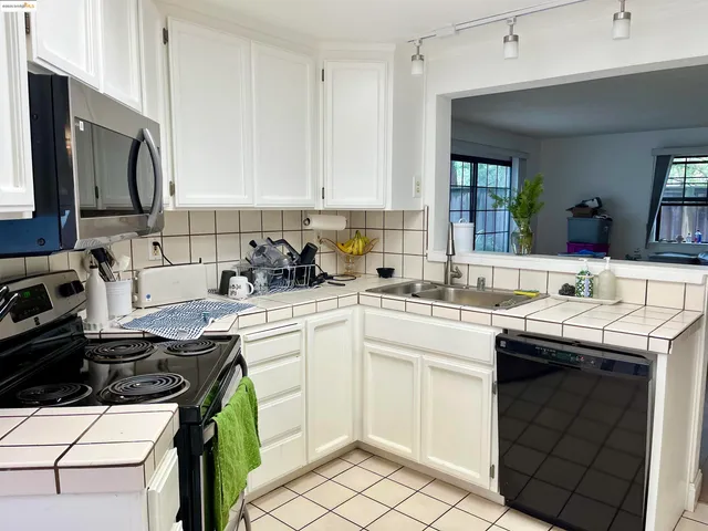 $3,750 | 600 Chandon Court, Walnut Creek, CA 94597