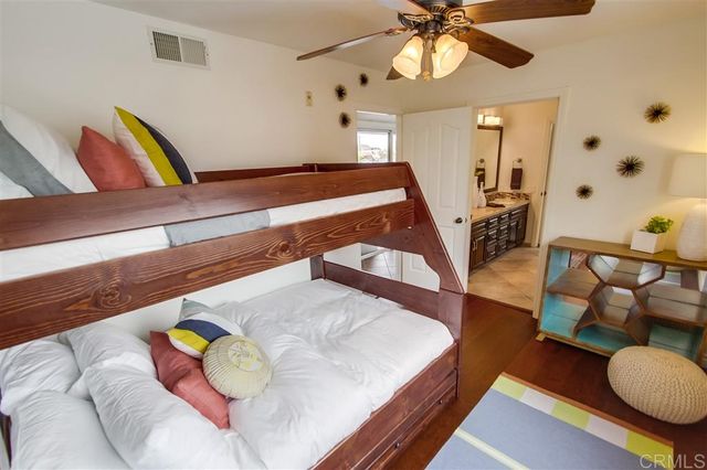 $1,170,000 | 2682 Mission Boulevard, Unit B, San Diego, CA 92109