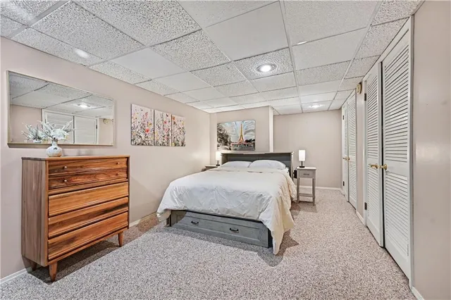 $775,000 | 204 Northwest Golfview Drive, Blue Springs, MO 64014