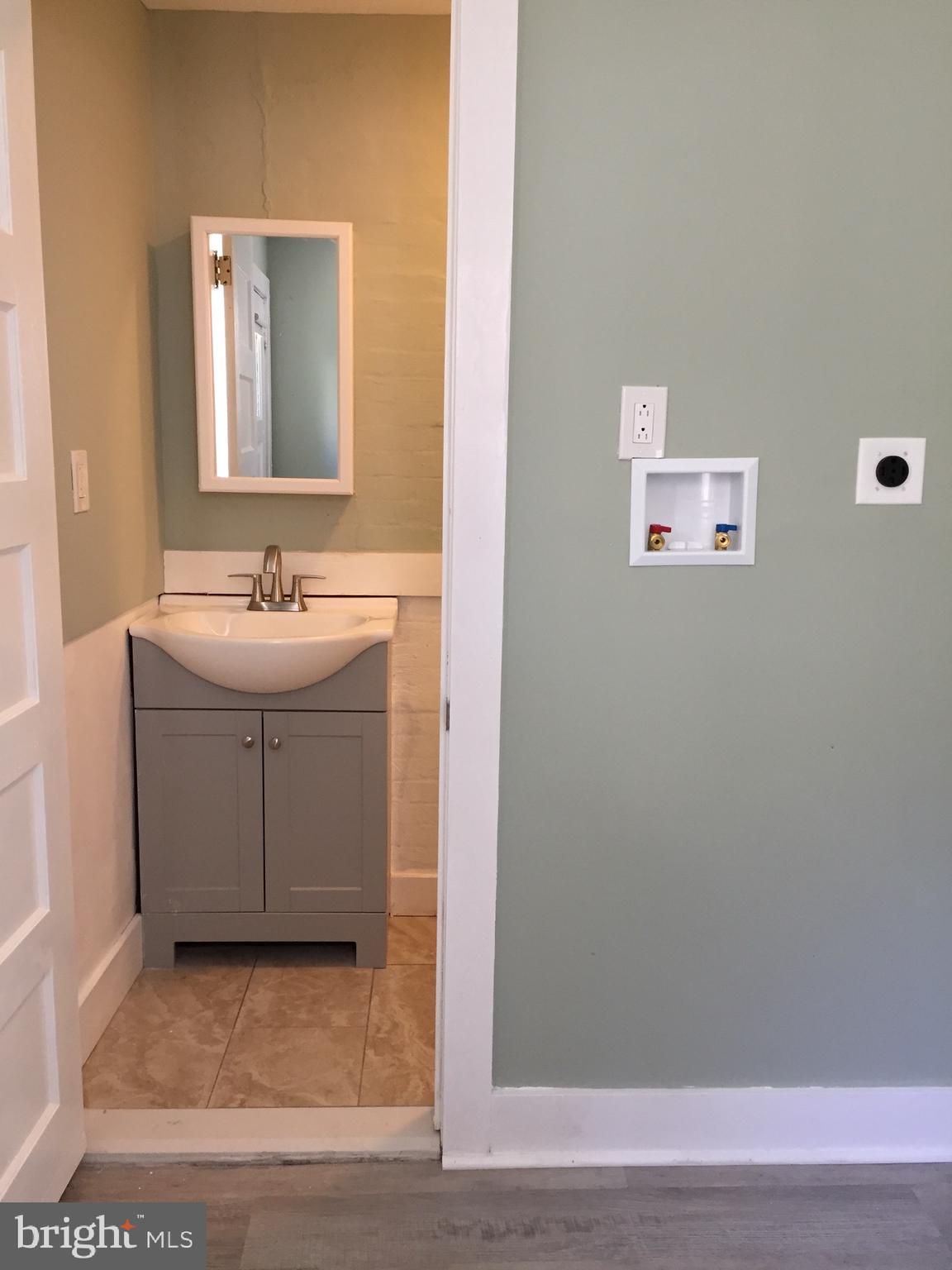 1414 North 58th Street Philadelphia, PA 19131 - Photo 14 of 32 Powder Room