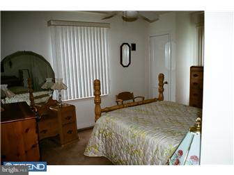6 Midfield Road New Castle, DE 19720 - Photo 9 of 12 Bedroom 3