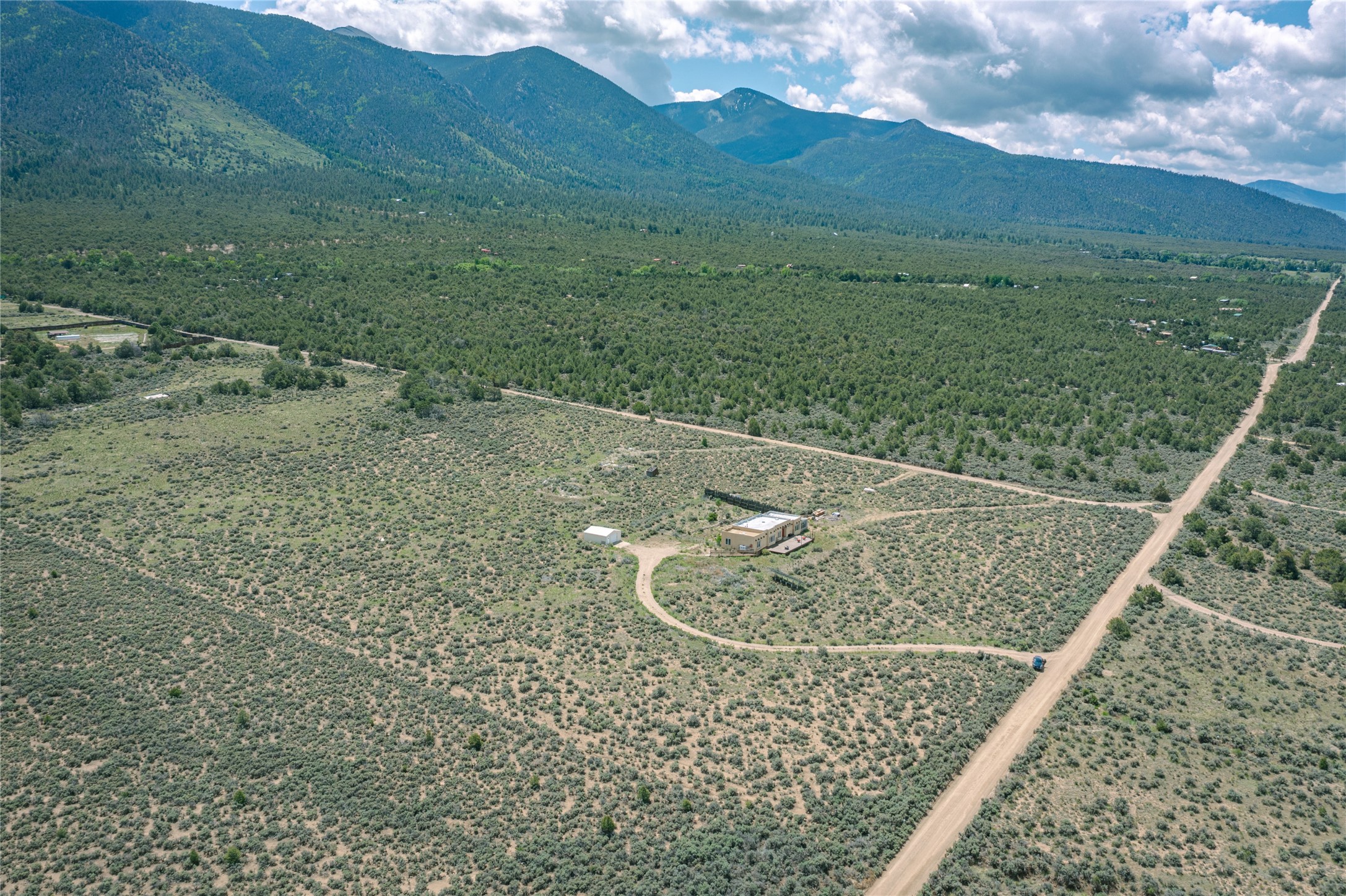 131 Quintana Road Cerro, NM 87519 - Photo 8 of 50