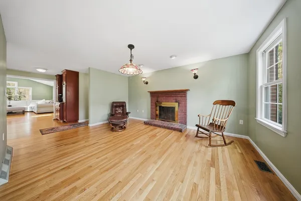 $1,165,000 | 10 Blue Jay Street, Franklin, MA 02038