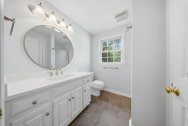 $1,165,000 | 10 Blue Jay Street, Franklin, MA 02038