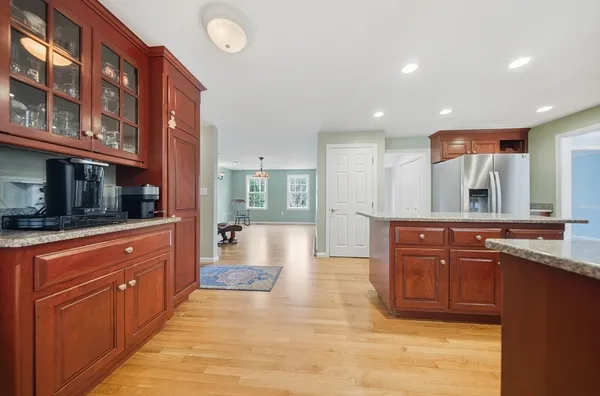 $1,165,000 | 10 Blue Jay Street, Franklin, MA 02038