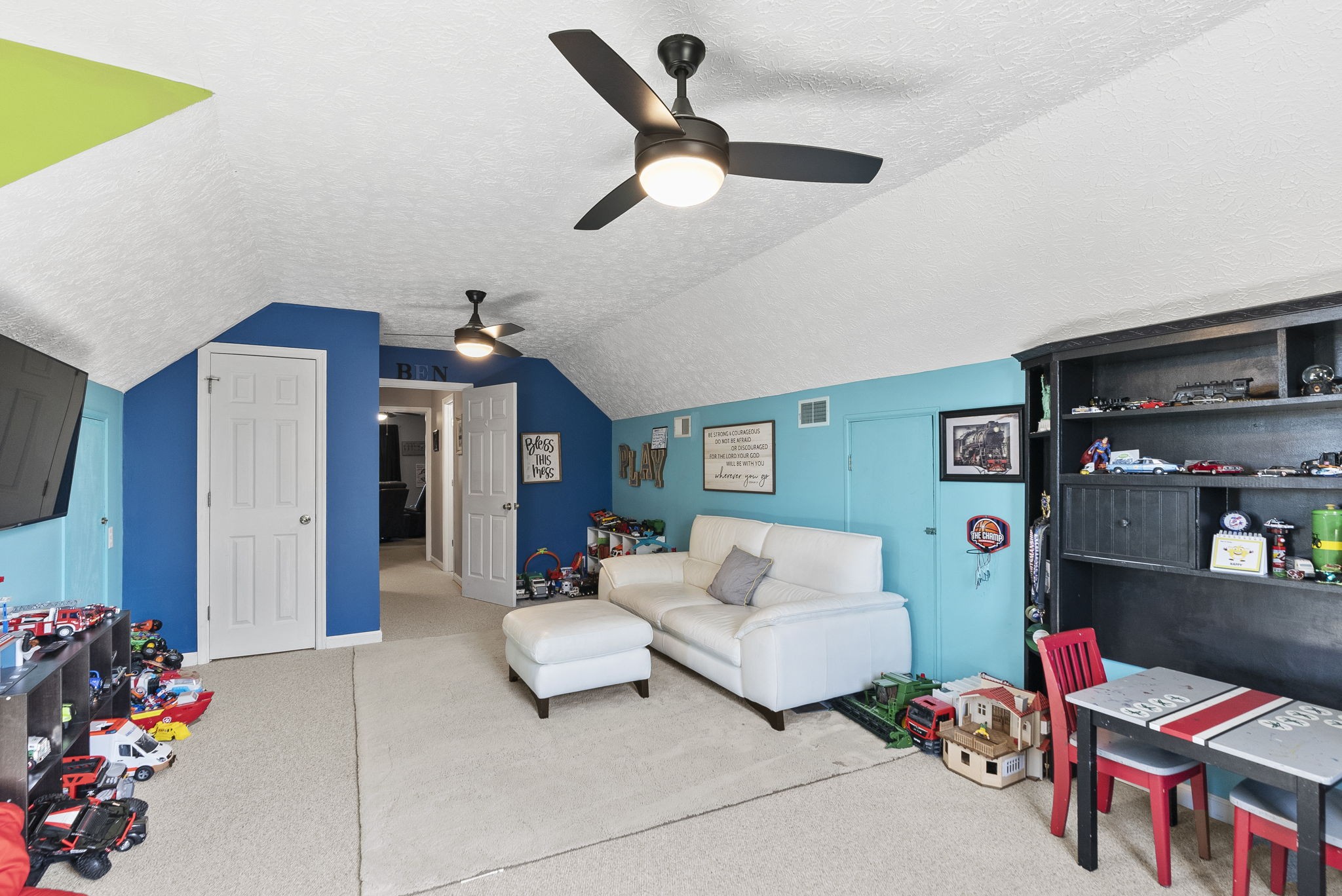 145 Kilgore Trace Cross Plains, TN 37049 - Photo 23 of 34 a bedroom with furniture and a chandelier fan