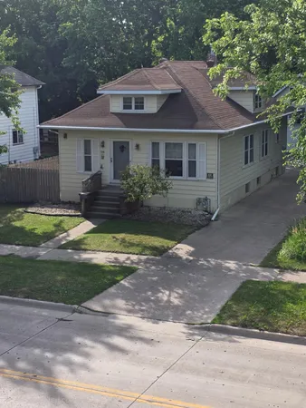 $245,000 | 1310 5th Avenue, Worthington, MN 56187