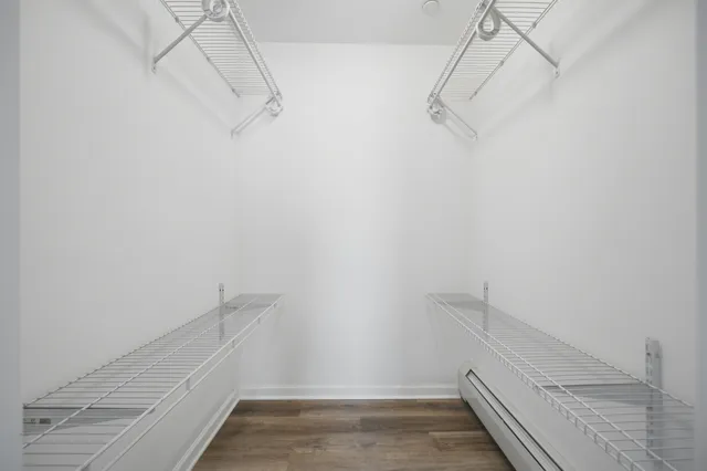 $1,800 | 838 Mcintosh Court, Unit 205, Prospect Heights, IL 60070