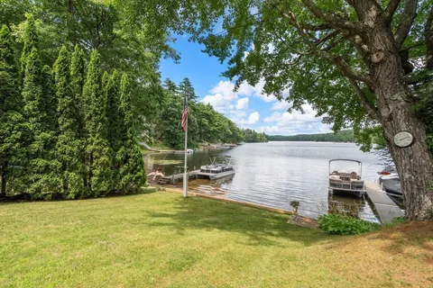 $1,150,000 | 84 South Shore Drive, Sturbridge, MA 01566
