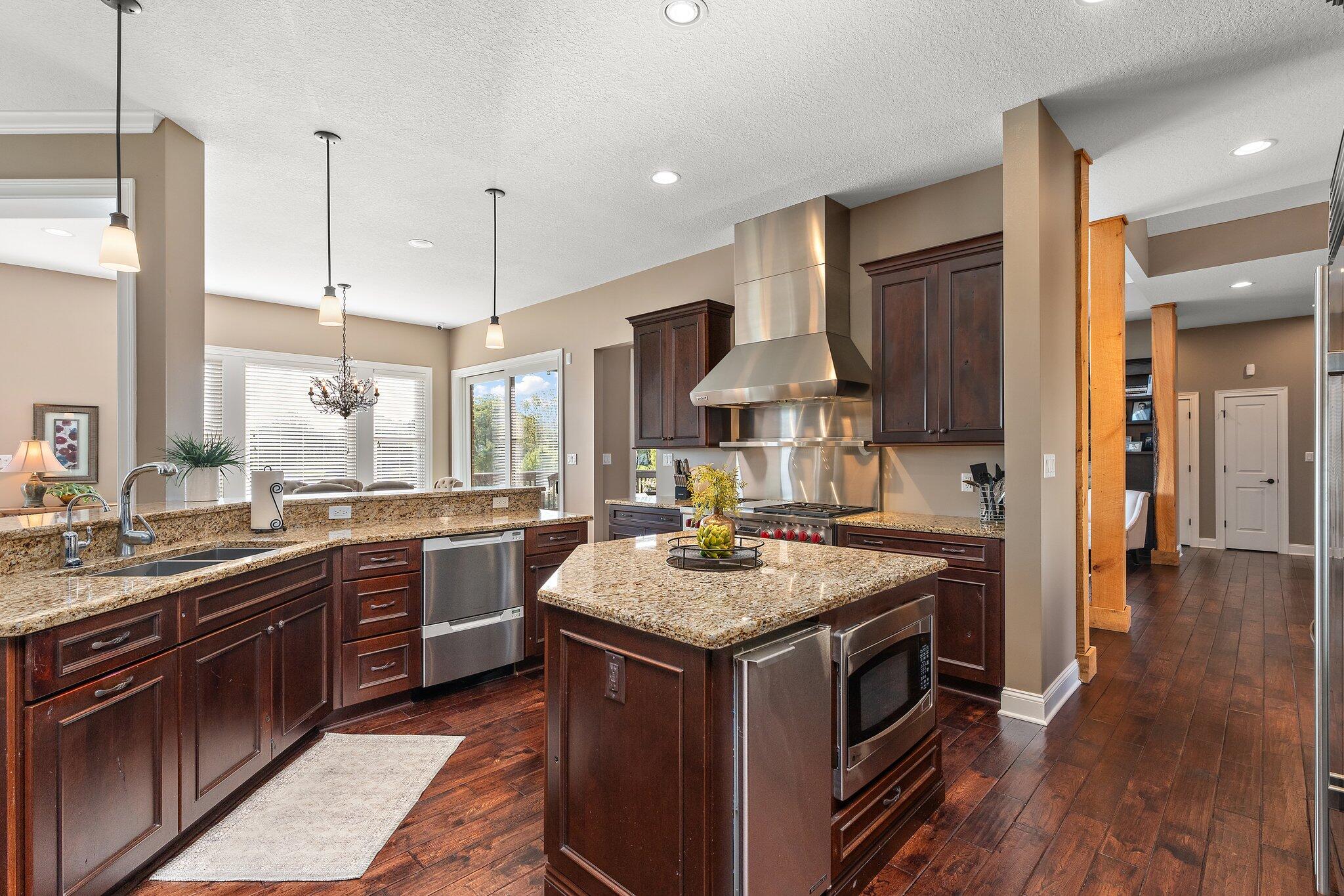 11429 Bell Place Crown Point, IN 46307 - Photo 13 of 52 2048x1365