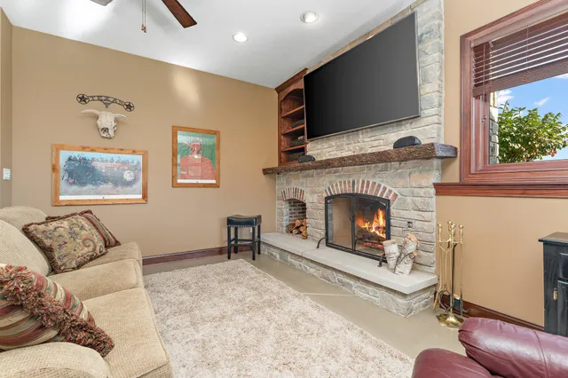 $1,499,004 | 11429 Bell Place, Crown Point, IN 46307