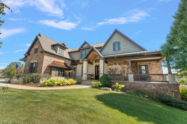 $1,499,004 | 11429 Bell Place, Crown Point, IN 46307