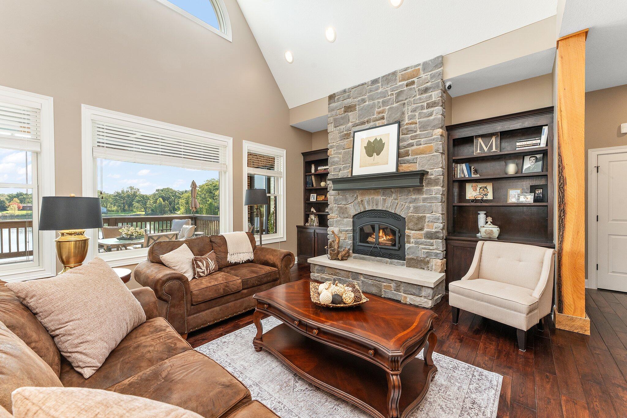 11429 Bell Place Crown Point, IN 46307 - Photo 8 of 52 2048x1365