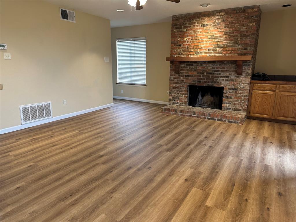 927 Signal Ridge Place Rockwall, TX 75032 - Photo 2 of 15