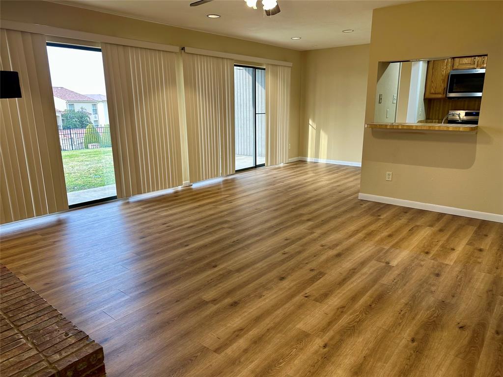 927 Signal Ridge Place Rockwall, TX 75032 - Photo 3 of 15