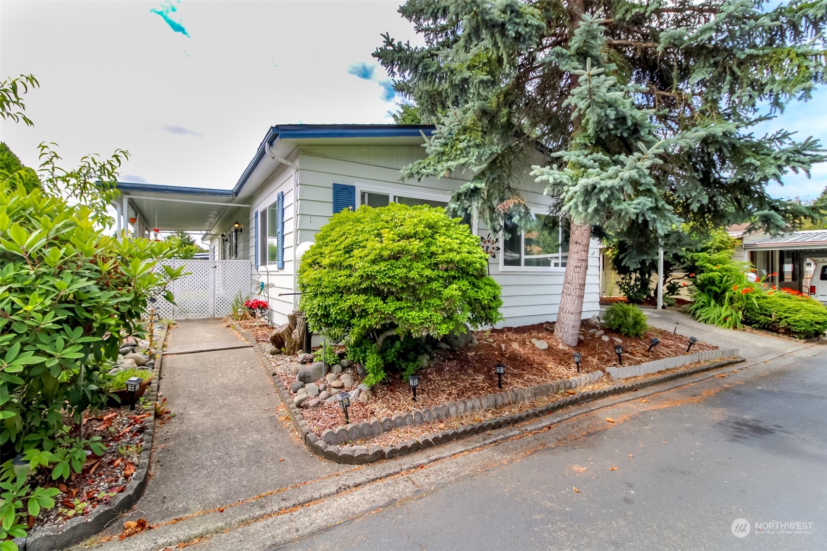 201 Union Avenue Southeast, Unit 113 Renton, WA 98059 - Photo 3 of 38 Gallery Image 3