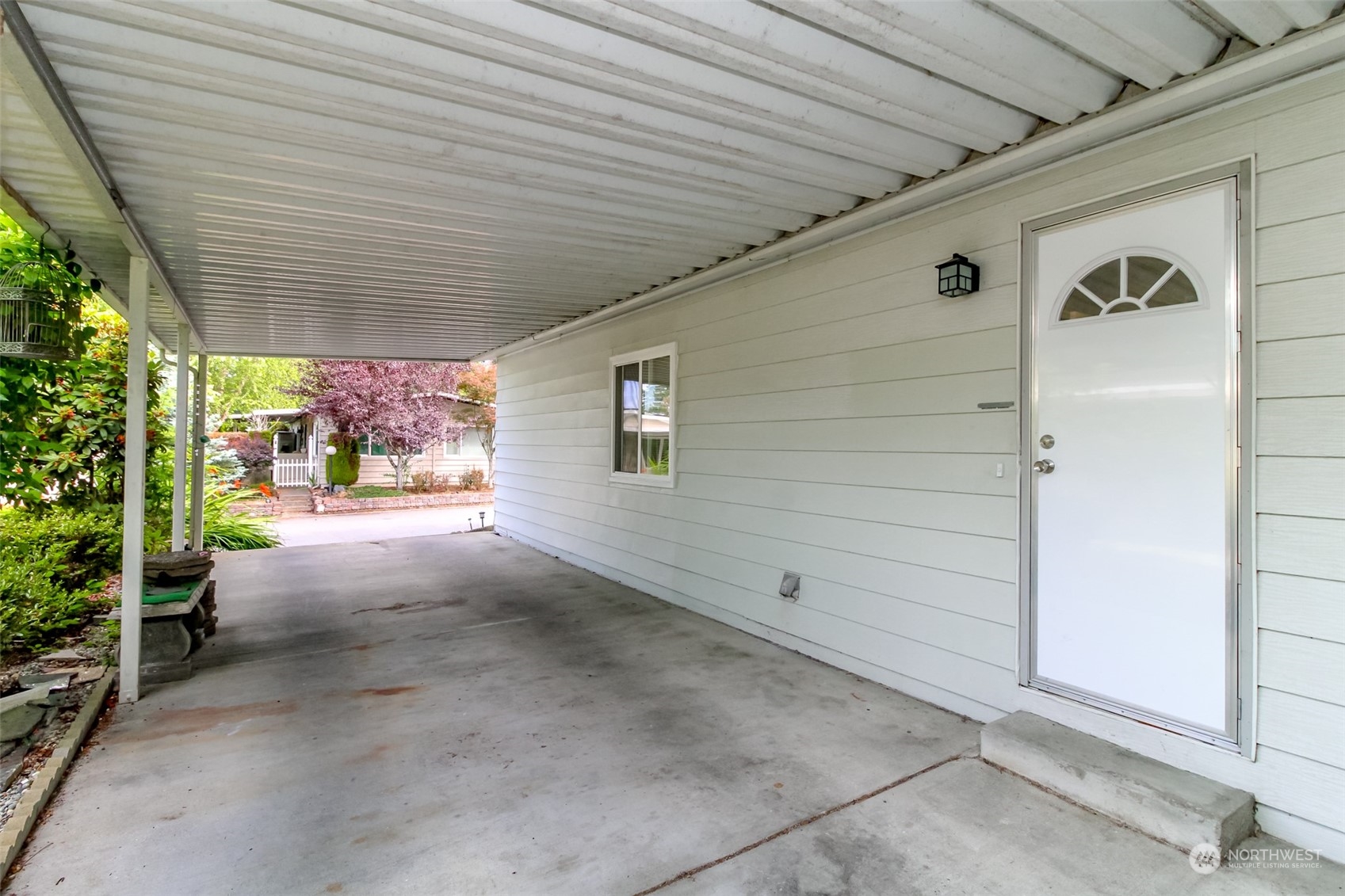 201 Union Avenue Southeast, Unit 113 Renton, WA 98059 - Photo 36 of 38 Gallery Image 36
