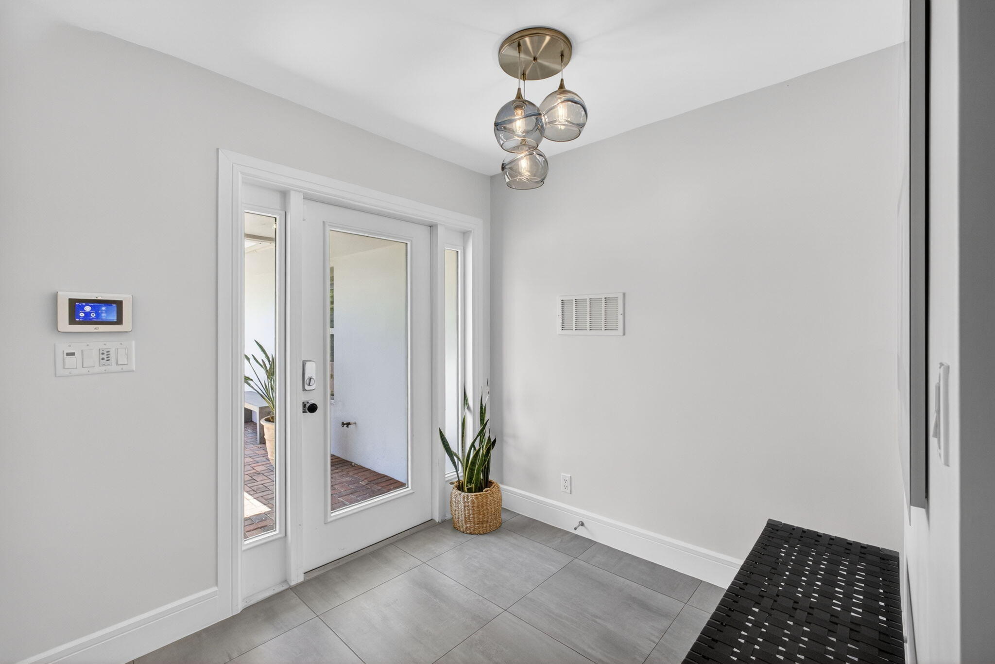 1160 Coral Way Singer Island, FL 33404 - Photo 6 of 62 9-web-or-mls-5D1A0494