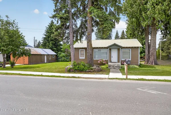 $330,000 | 103 Stephen Street, Clark Fork, ID 83811