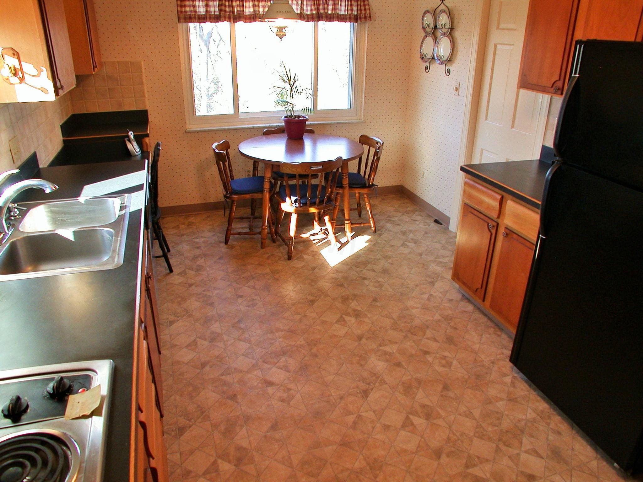 2815 Charing Road Columbus, OH 43221 - Photo 24 of 56