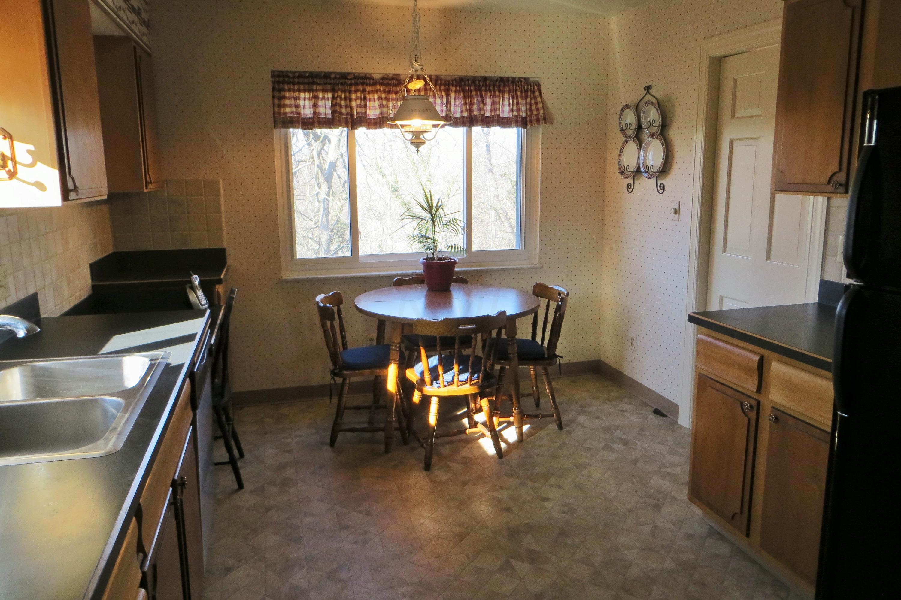 2815 Charing Road Columbus, OH 43221 - Photo 28 of 56