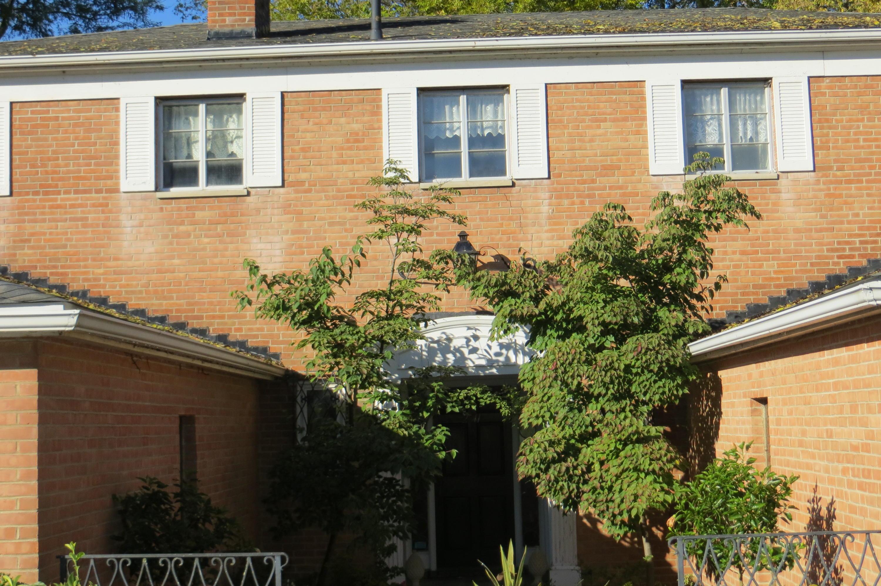 2815 Charing Road Columbus, OH 43221 - Photo 38 of 56
