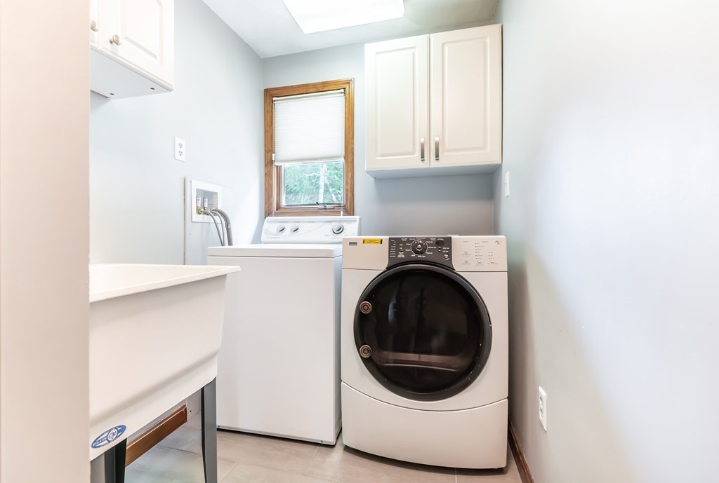 135 Argilla Road Andover, MA 01810 - Photo 14 of 37