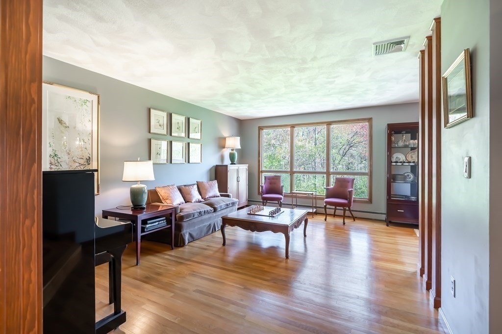 135 Argilla Road Andover, MA 01810 - Photo 10 of 37