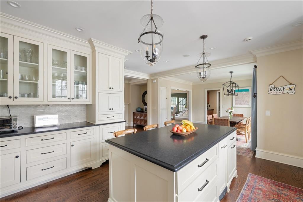 1811 Lenox Road Northeast Atlanta, GA 30306 - Photo 41 of 103