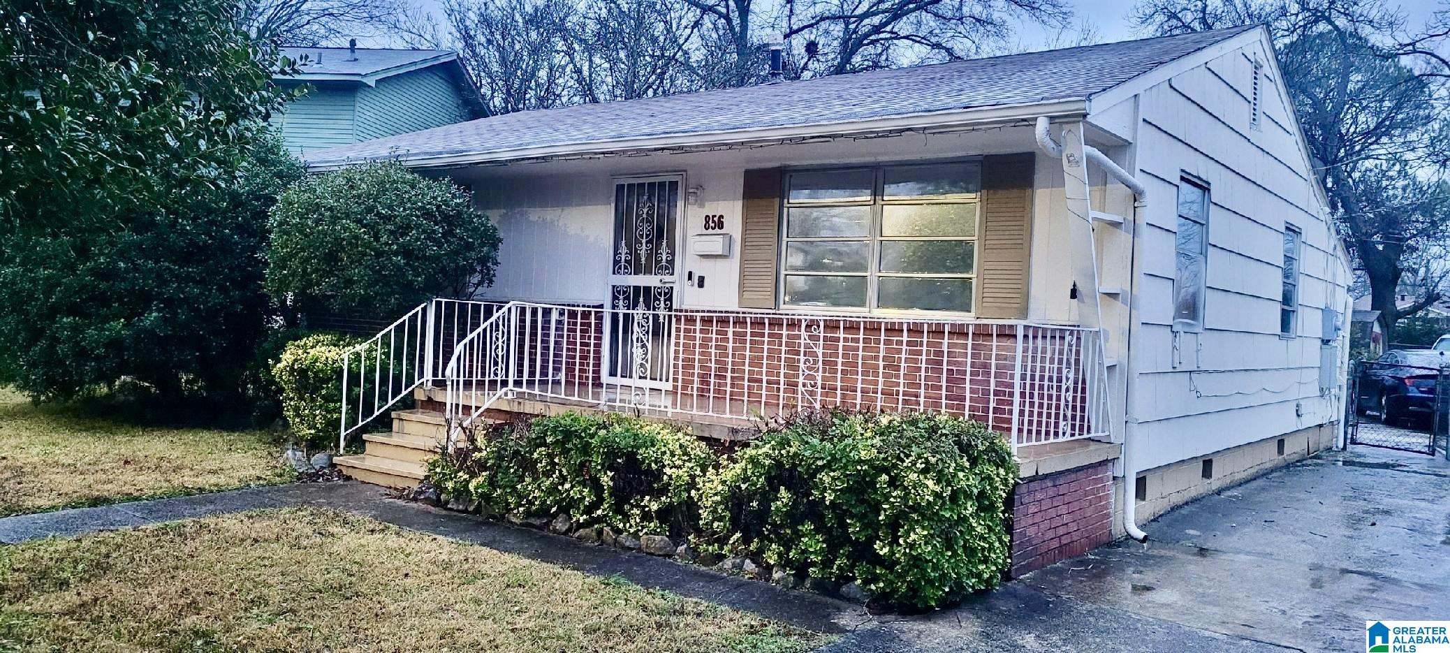856 Center Way Southwest Birmingham, AL 35211 - Photo 2 of 2