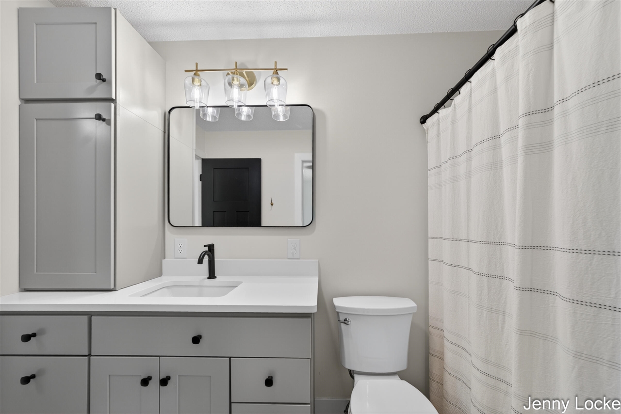 2391 MacArthur Road Muskegon, MI 49442 - Photo 18 of 41