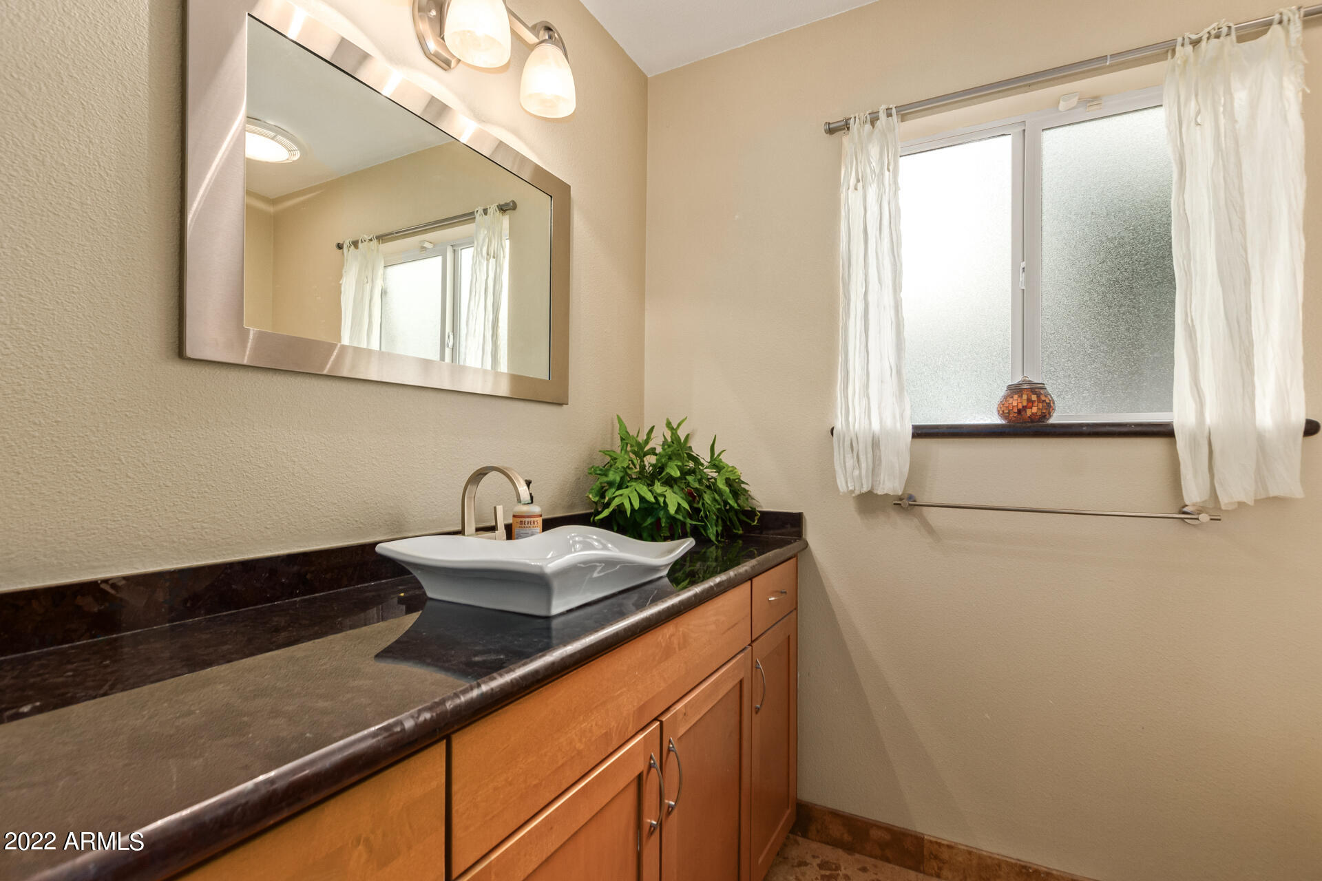 2524 East Cochise Road Phoenix, AZ 85028 - Photo 17 of 45 17 - Cochise