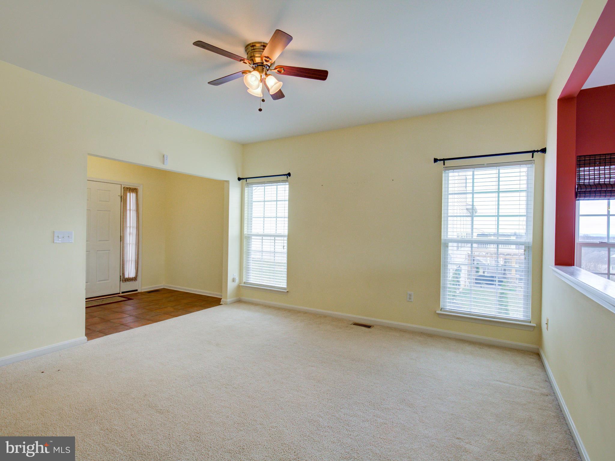 265 Boise Road Inwood, WV 25428 - Photo 5 of 30 Living Room
