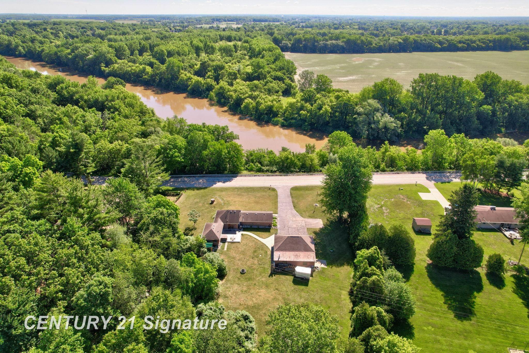 4065 North River Road Freeland, MI 48623 - Photo 34 of 47
