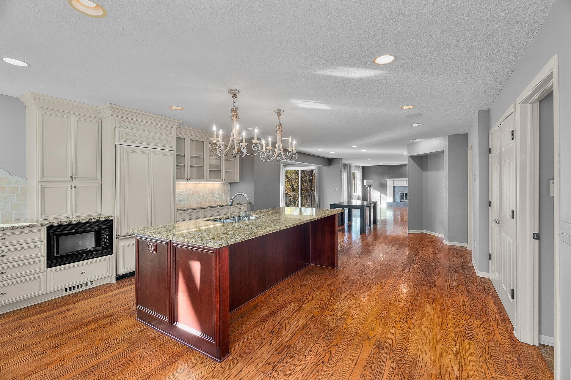 14451 Wellington Road Minnetonka, MN 55391 - Photo 22 of 67