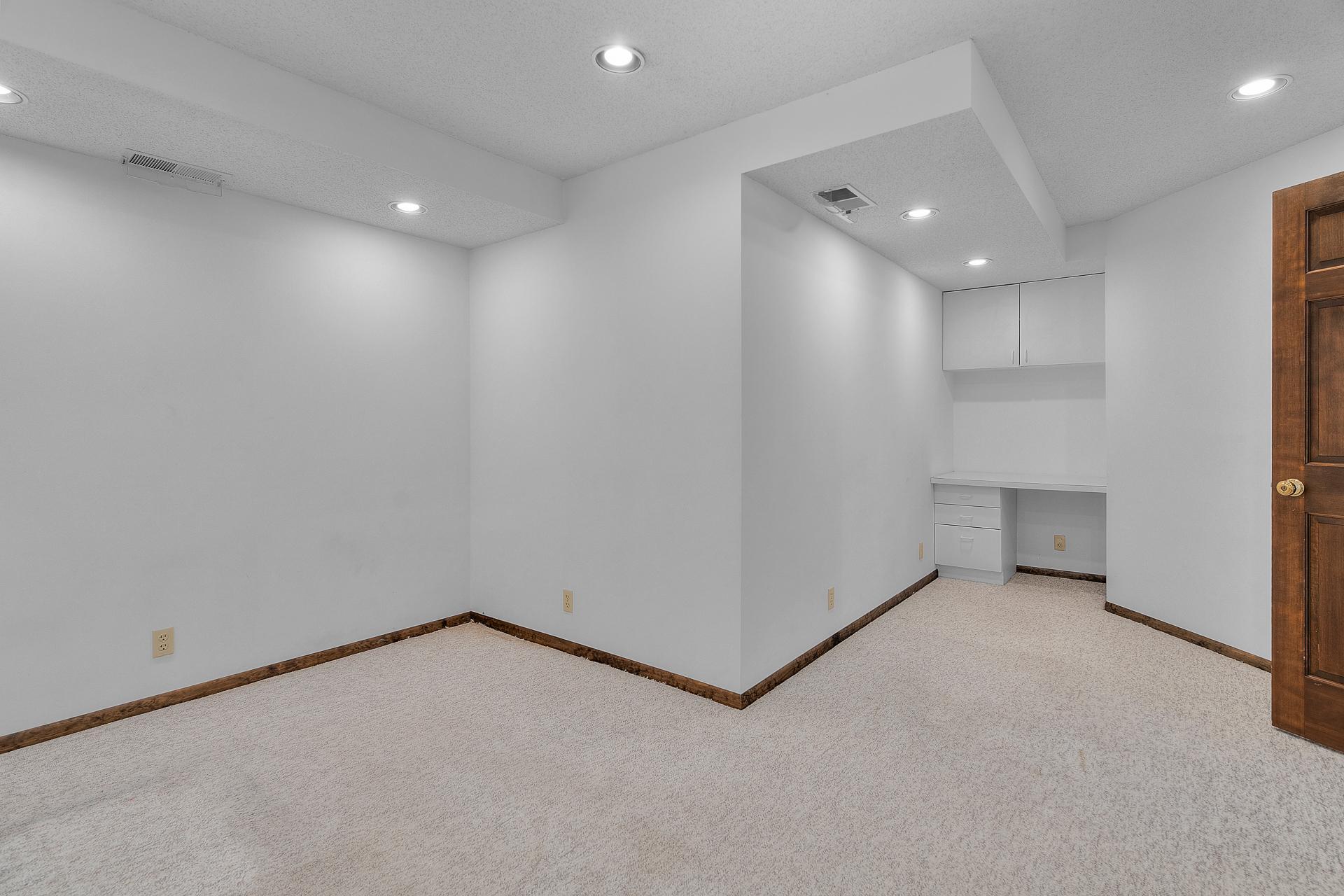 14451 Wellington Road Minnetonka, MN 55391 - Photo 53 of 67