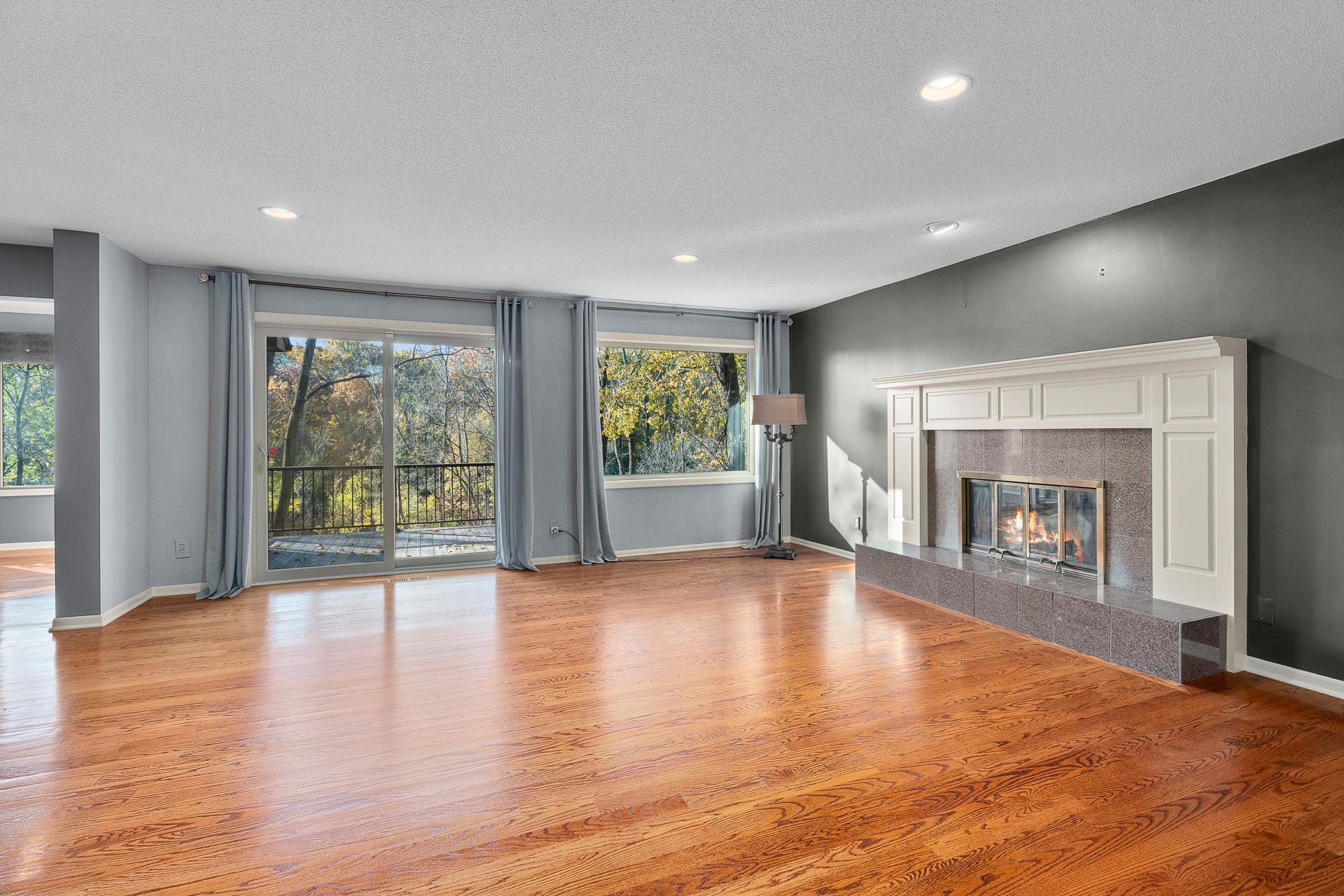 14451 Wellington Road Minnetonka, MN 55391 - Photo 9 of 67