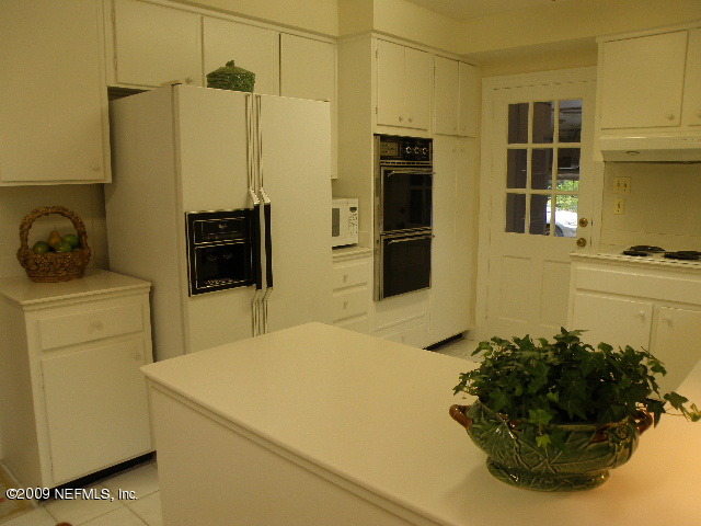 4733 Prince Edward Road Jacksonville, FL 32210 - Photo 11 of 20 Kitchen - View 3