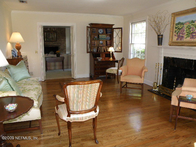4733 Prince Edward Road Jacksonville, FL 32210 - Photo 6 of 20 Living Room in to Family Room