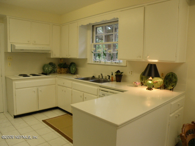 4733 Prince Edward Road Jacksonville, FL 32210 - Photo 10 of 20 Kitchen - View 2