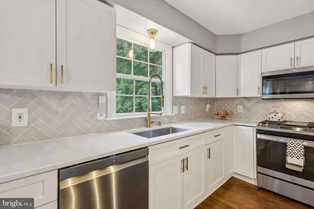 $599,900 | 12126 Kingswood Boulevard, Fredericksburg, VA 22408